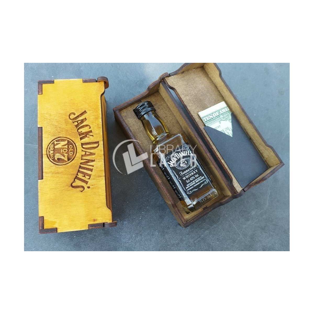 Jack Daniels wooden gift box laser cut wood file