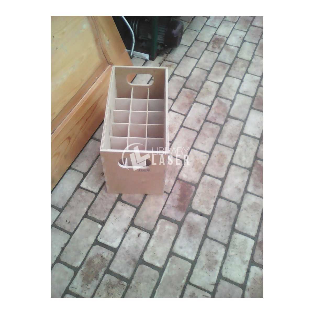 Caja para 18 botellas (transporte) archivo para láser