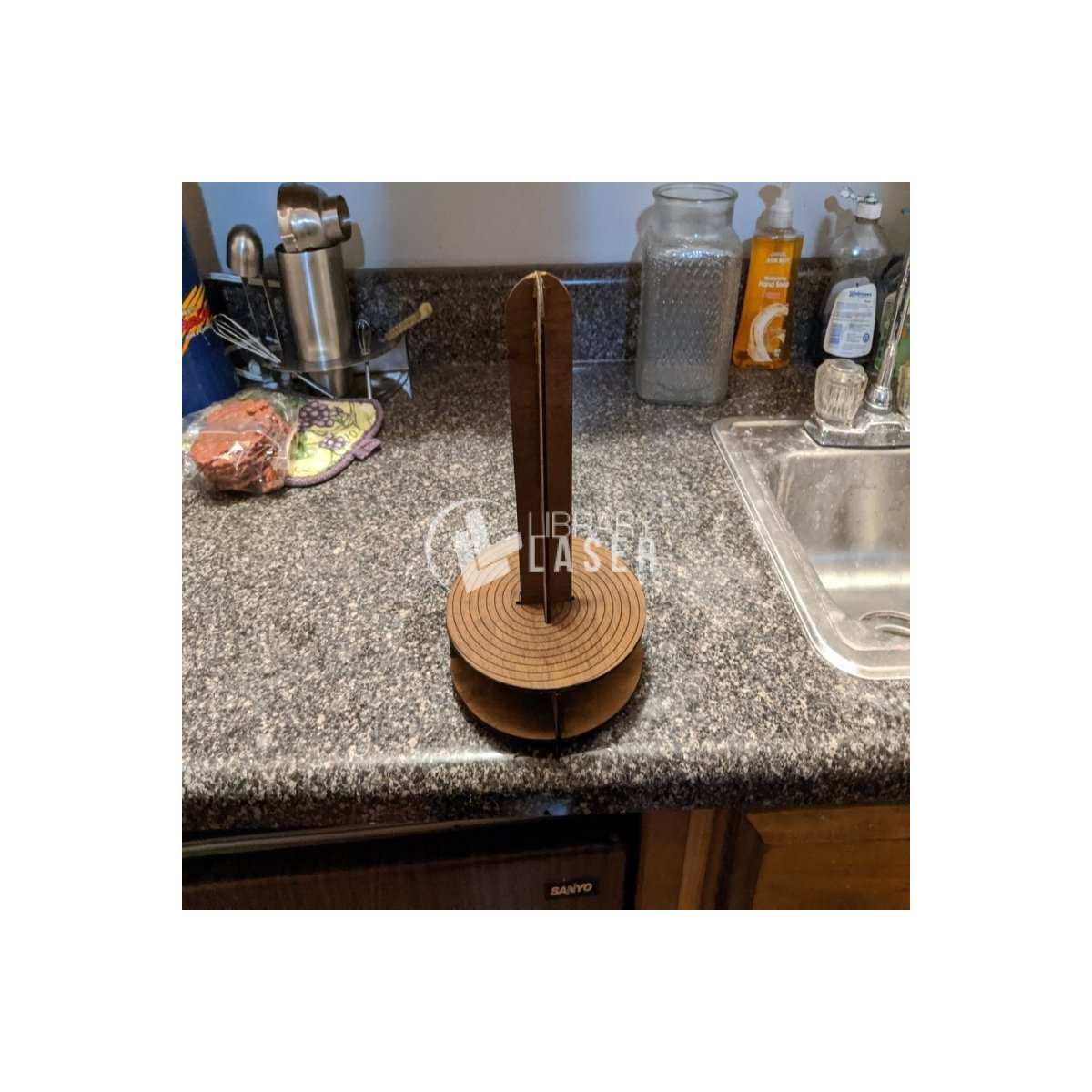 Paper towel holder laser cut wood plan