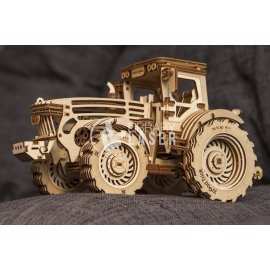 Wooden tractor model laser cut vector file
