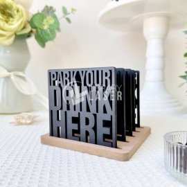 Set de posavasos Park Your Drink con soporte vector corte láser