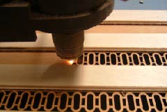 ✍ What is the difference between a fiber optic laser engraving laser and a fiber optic laser cutter?